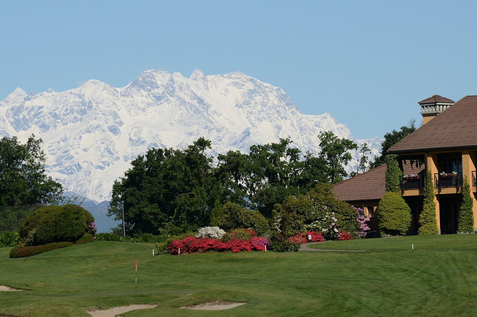 Vista Exterior Golf Hotel Castelconturbia