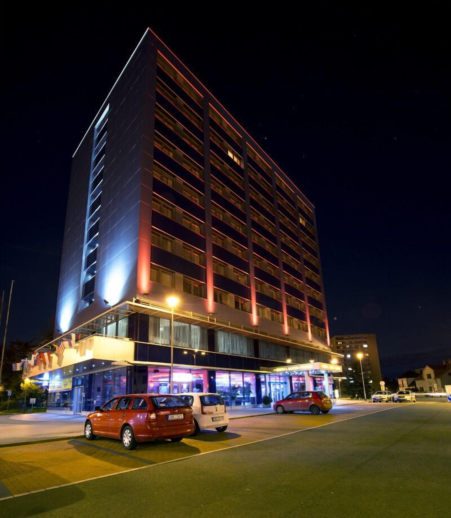 Vista Exterior Alessandria