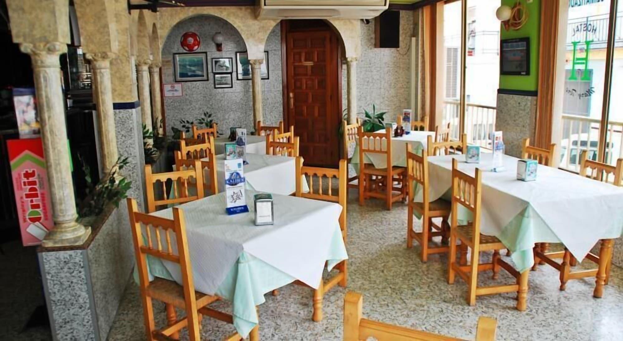Bar/Salón Mary Tere