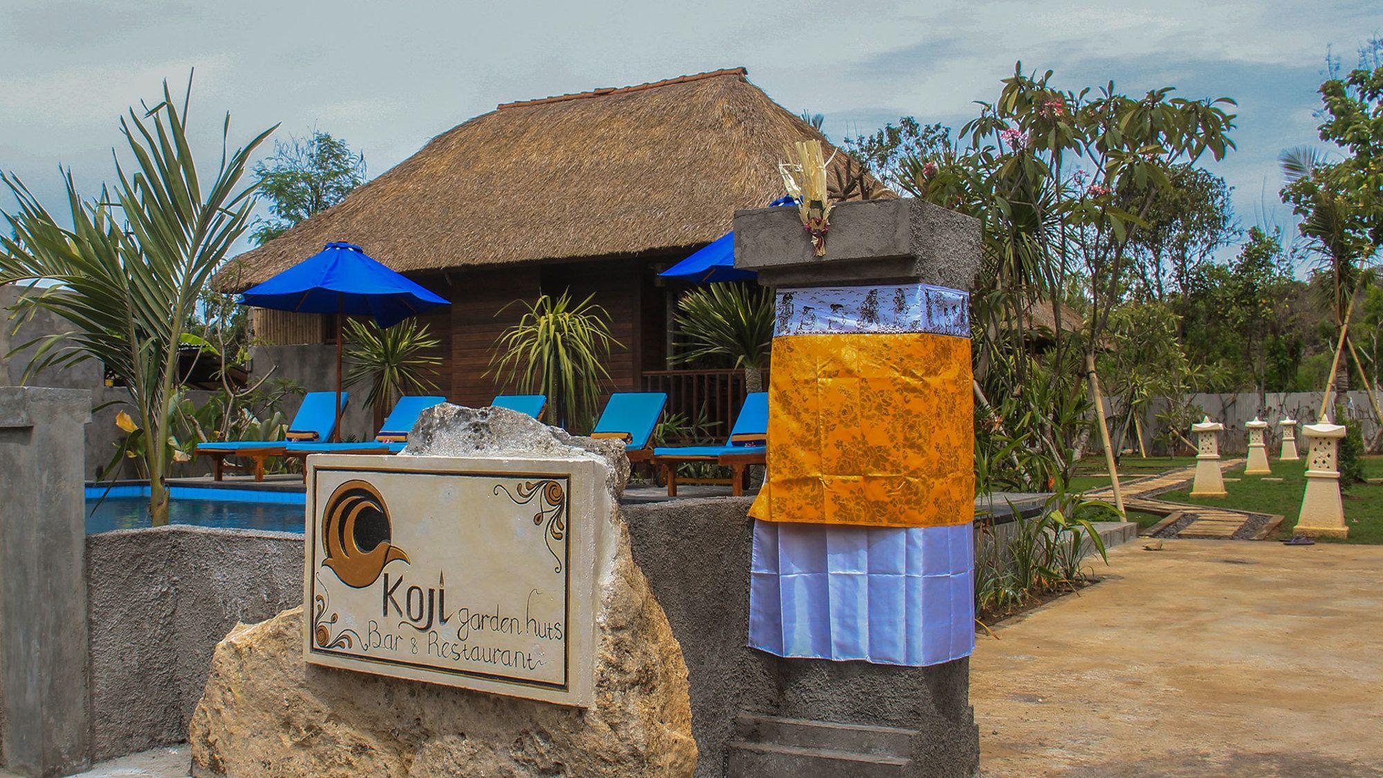 Vista Exterior Koji Garden Huts