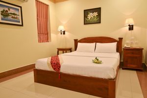 Alojamiento - Golden House International Hotel