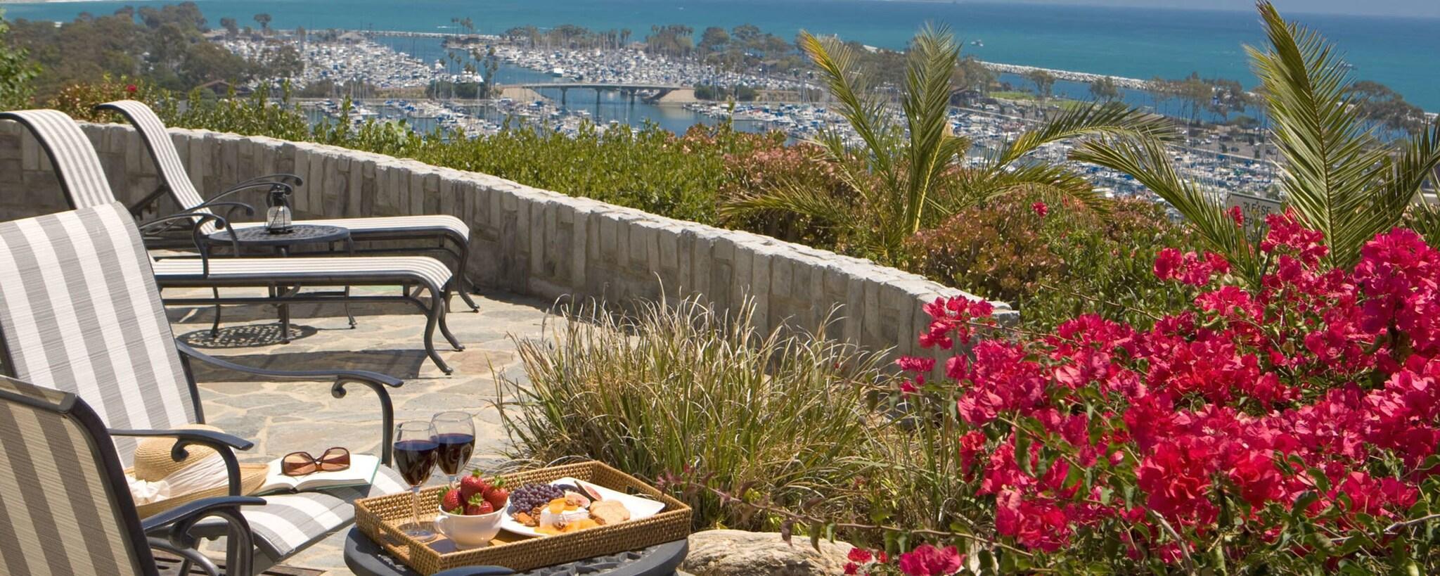 Varios Blue Lantern Inn, A Four Sisters Inn