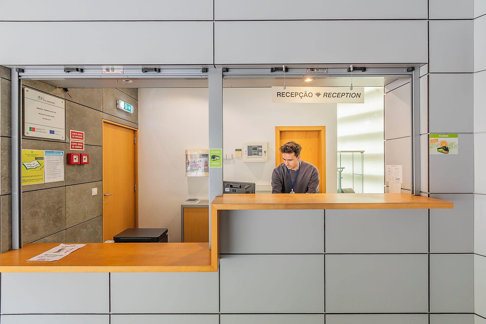 Vista Lobby HI Espinho - Pousada de Juventude - Hostel