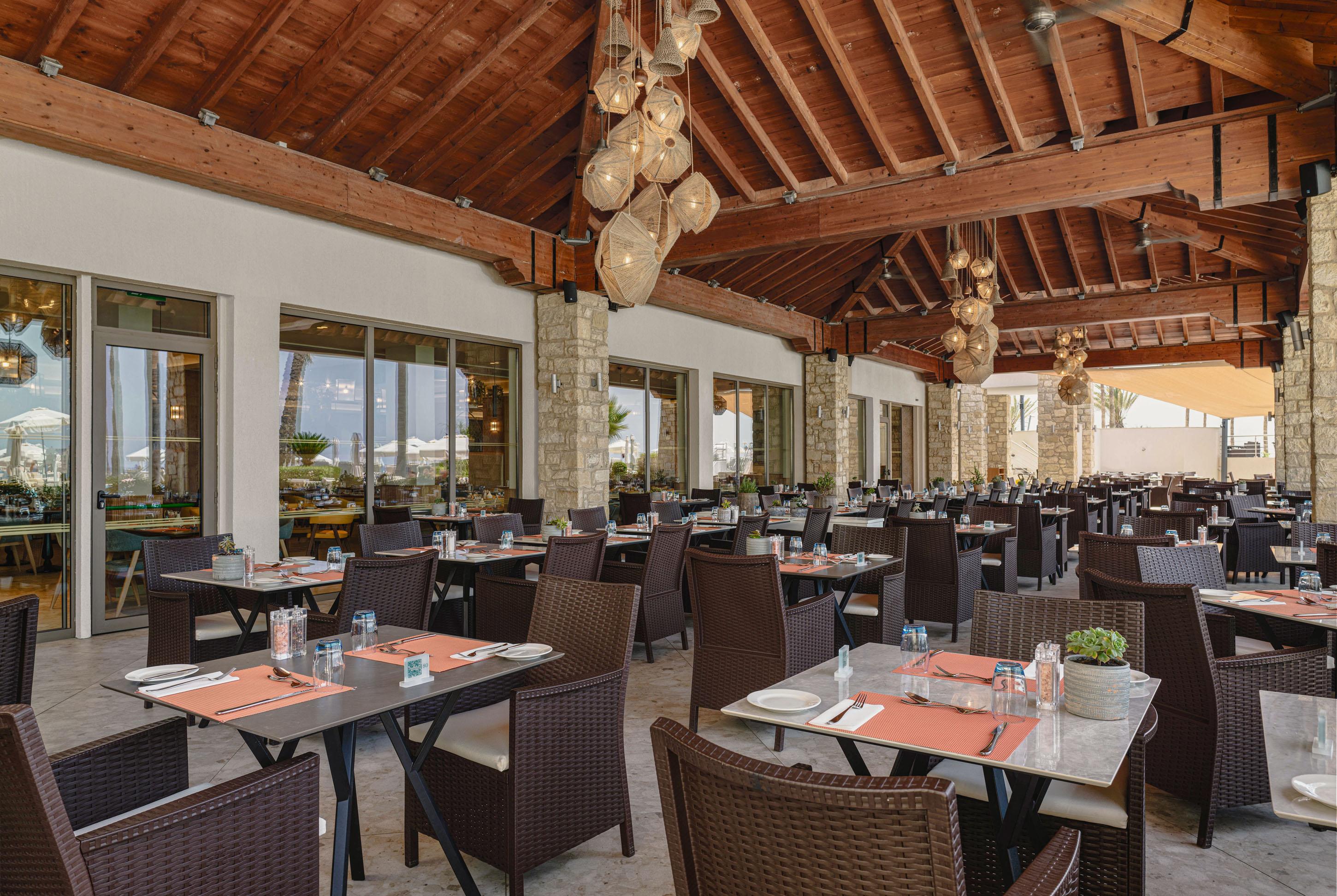 Restaurant Alexander The Great Beach Hotel