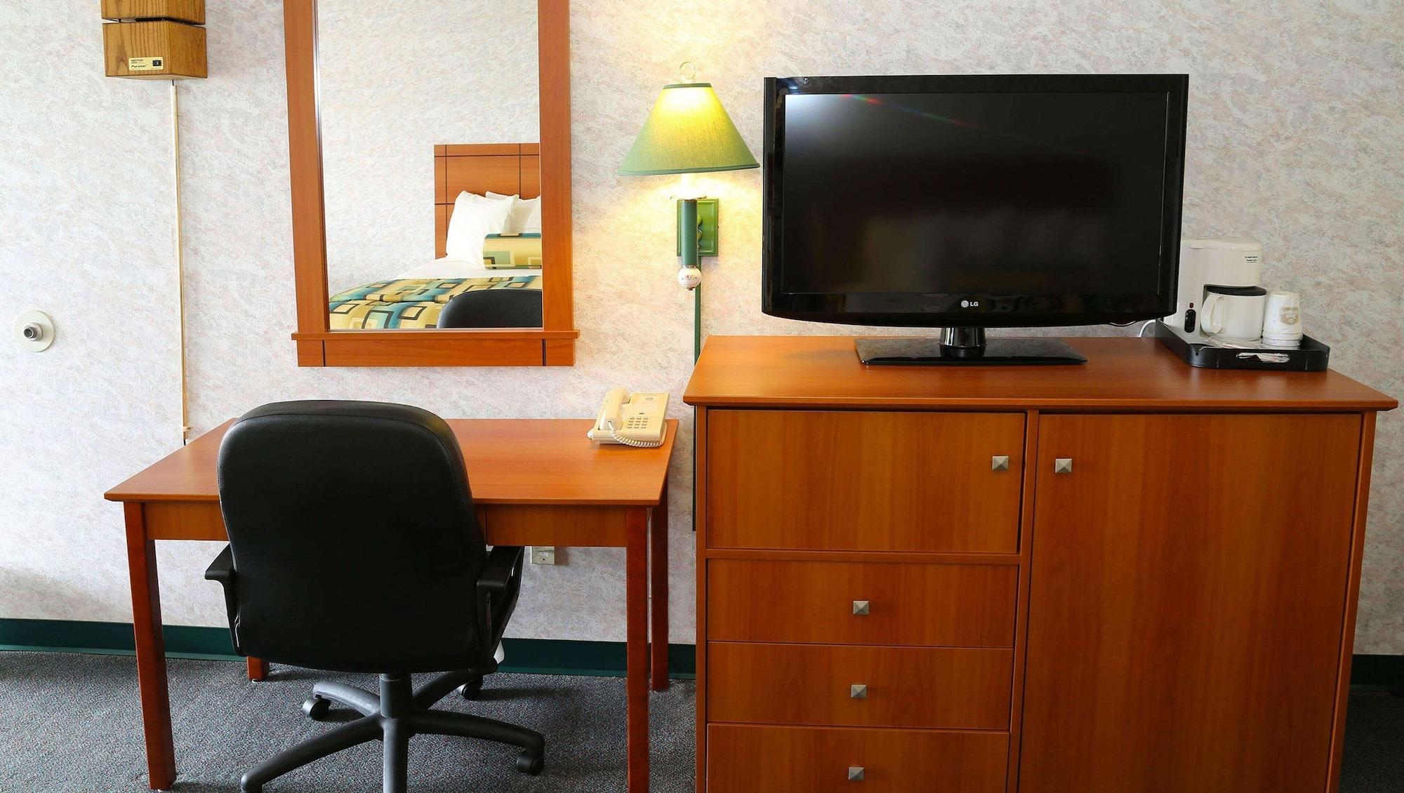 Set de Habitación Magnuson Hotel Howell