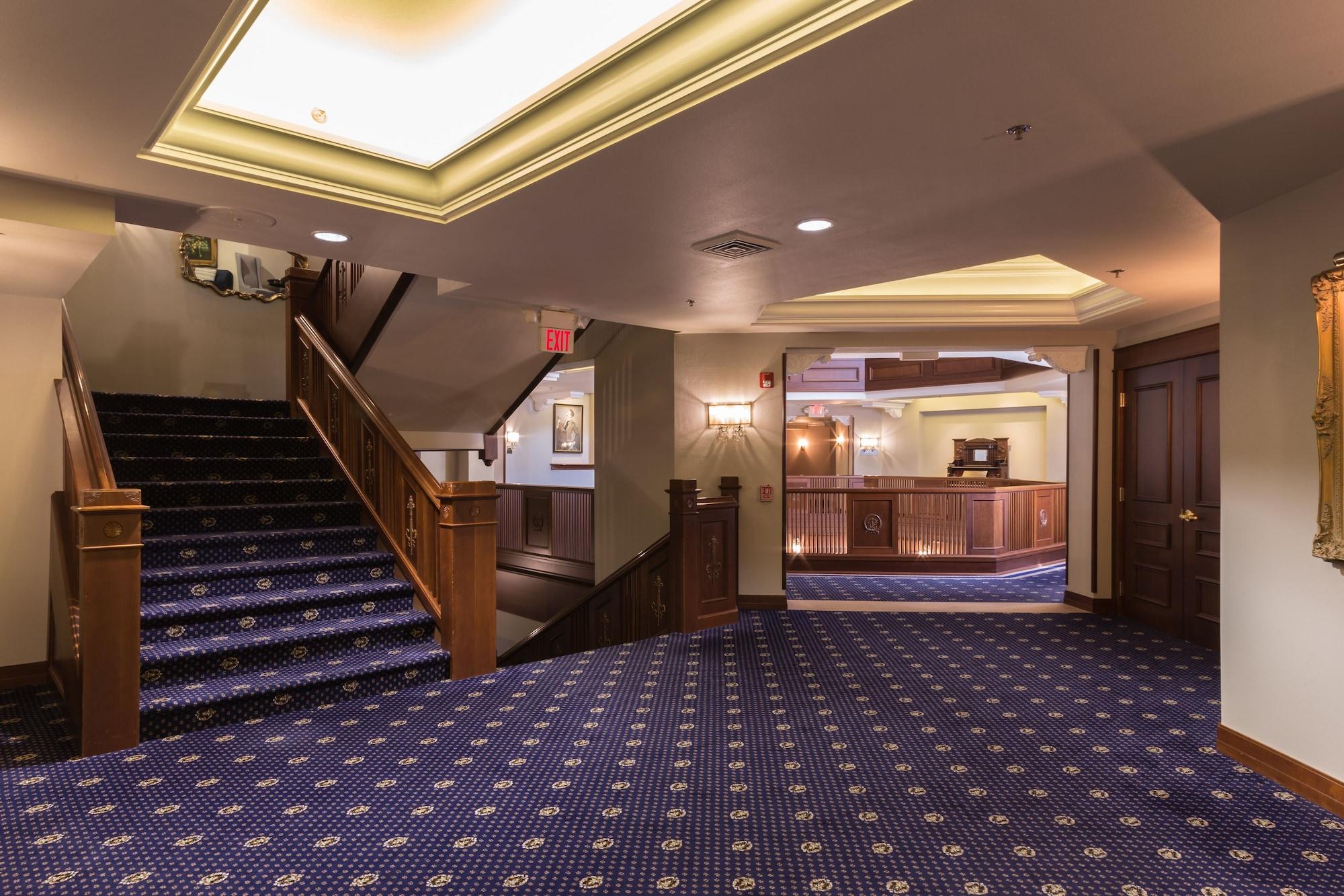 Vista Lobby Hotel Winneshiek