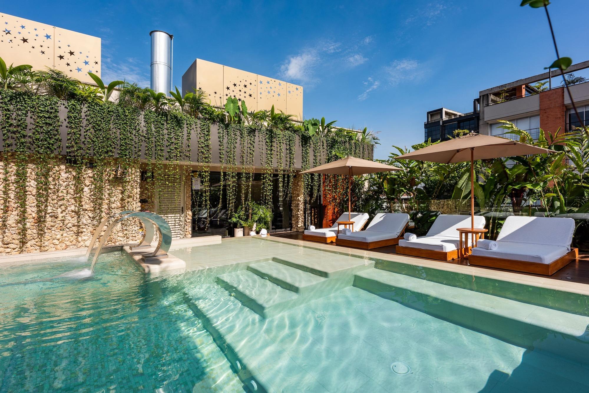 Vista Piscina Elcielo Hotel & Restaurant