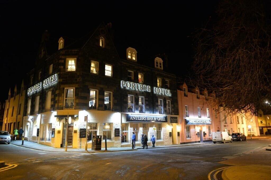 Comodidades del Alojamiento The Portree Hotel