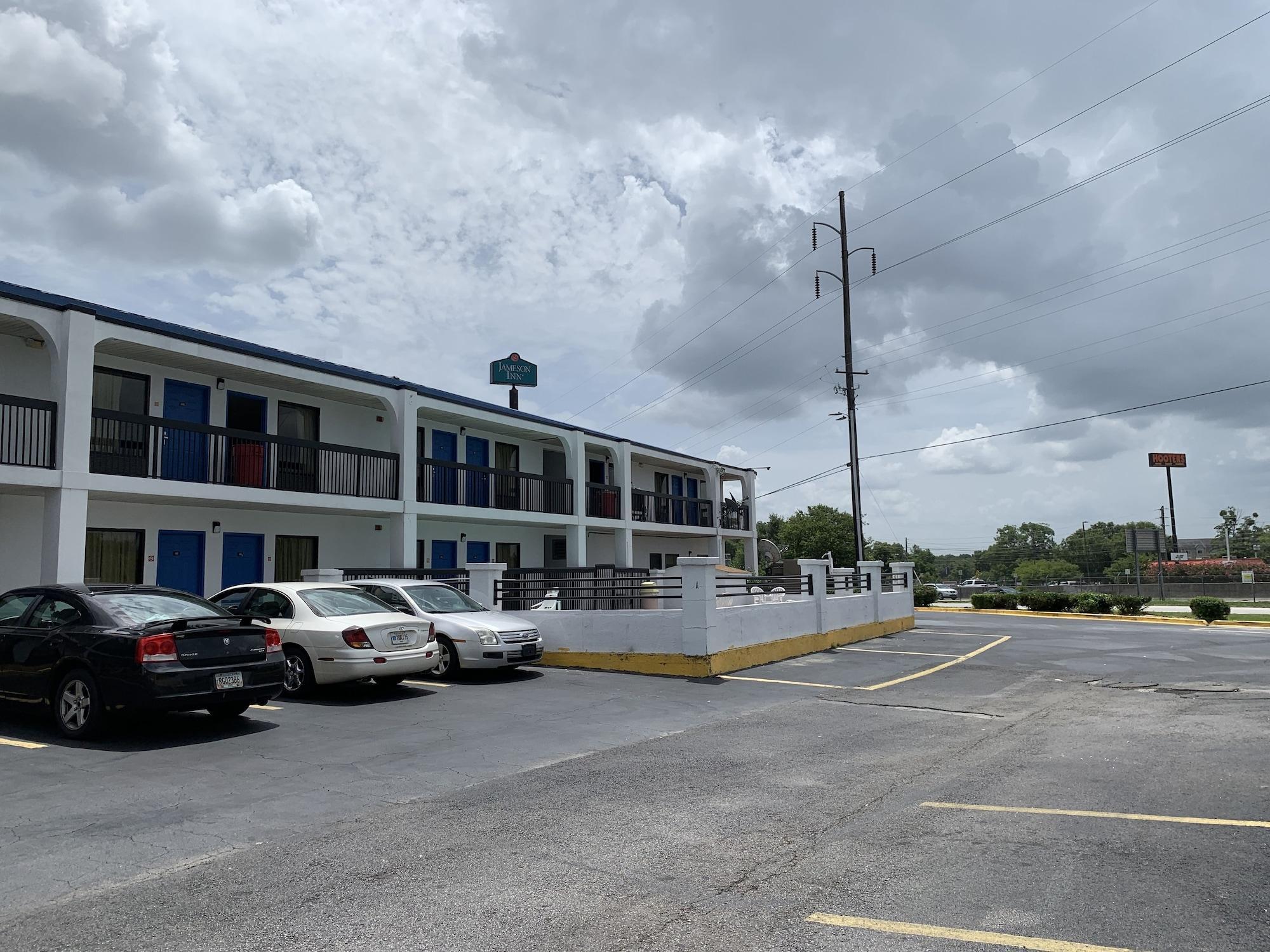 Vista Exterior Jameson Inn Conyers