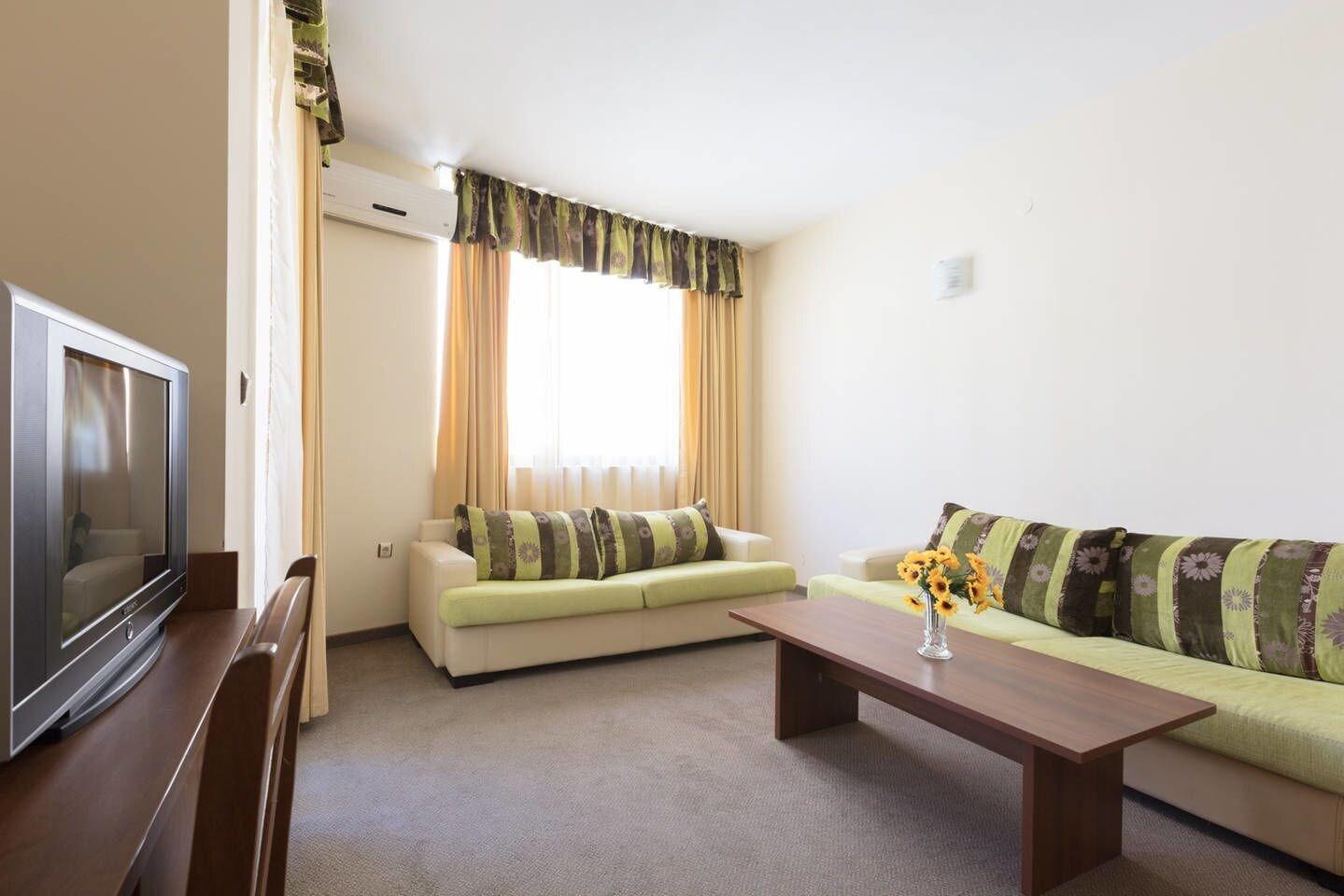 Habitación One Bedroom Family Apartment with Balcony