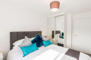 Alquiler Vacacional - Abodebed - Oval View