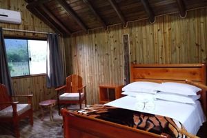 Alojamiento - Chalés Alvorada