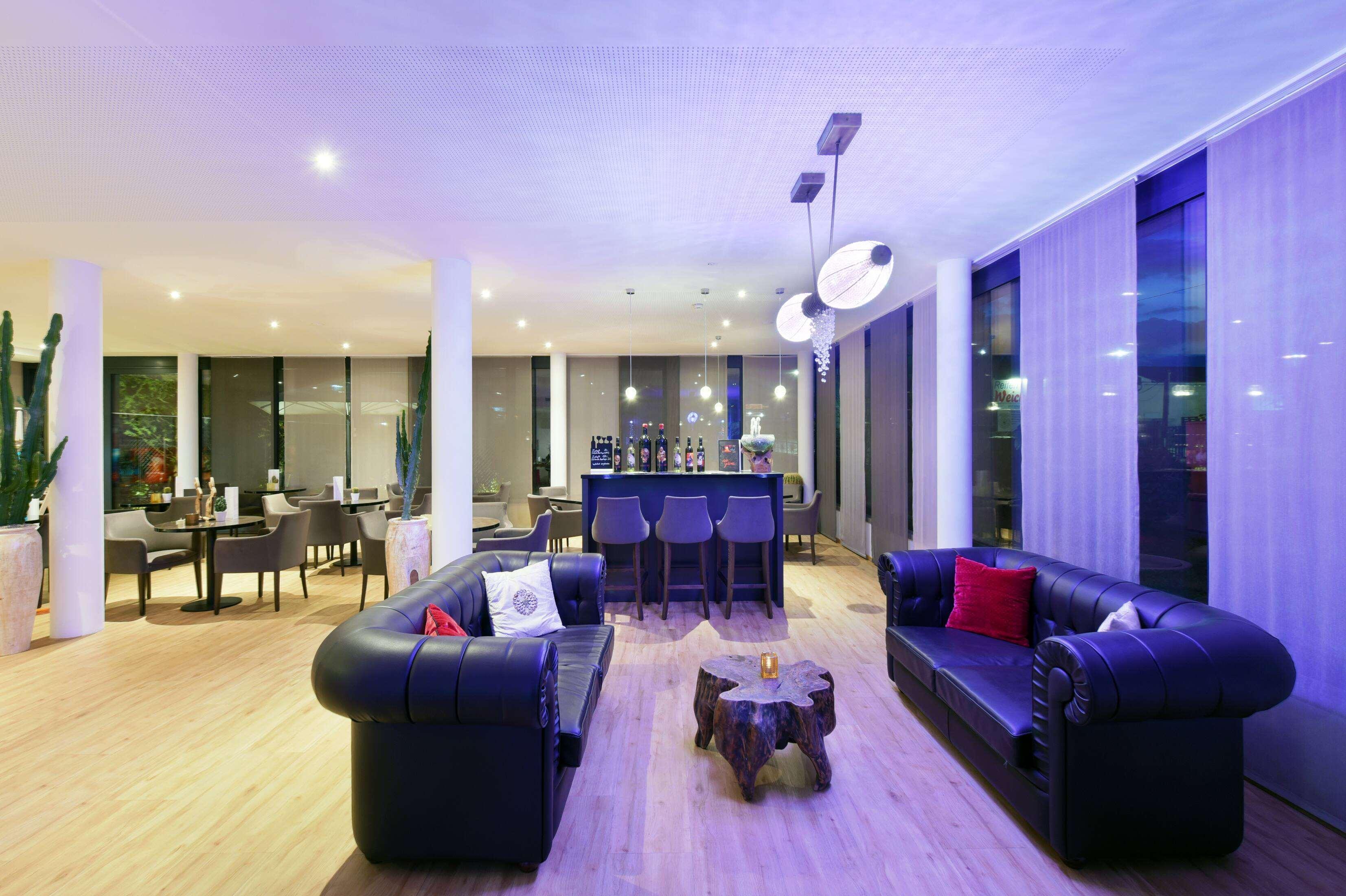Bar/Salón Amedia Luxury Suites Graz, Trademark Collection by Wyndham
