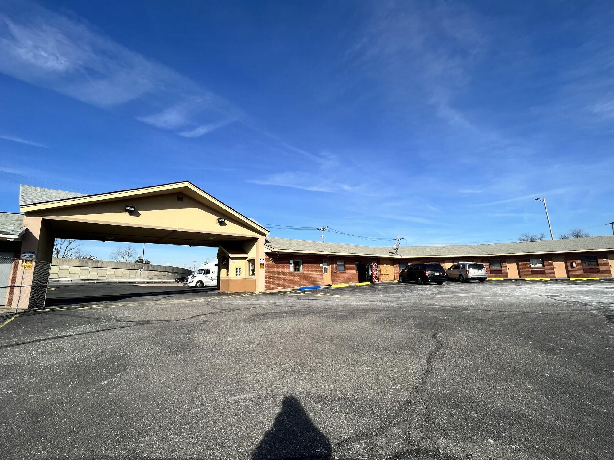 Vista Exterior Circle Motel Lodge