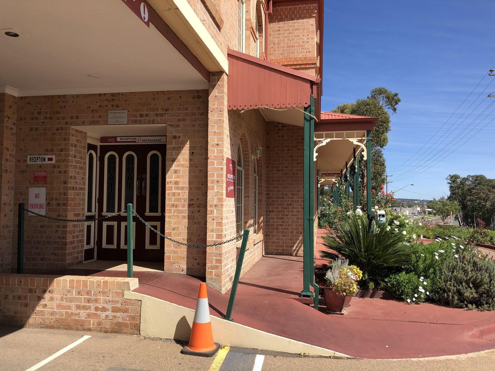 Vista Lobby Heritage Motor Inn Goulburn