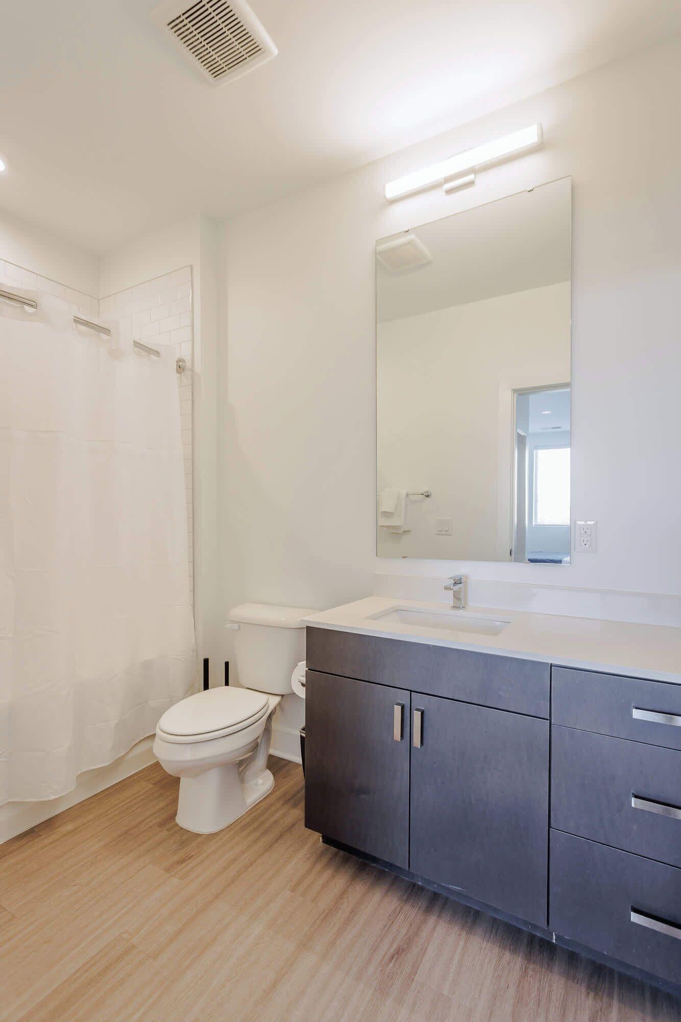 Equipamiento de Habitación TWO Luxe CozySuites in Downtown Cincy