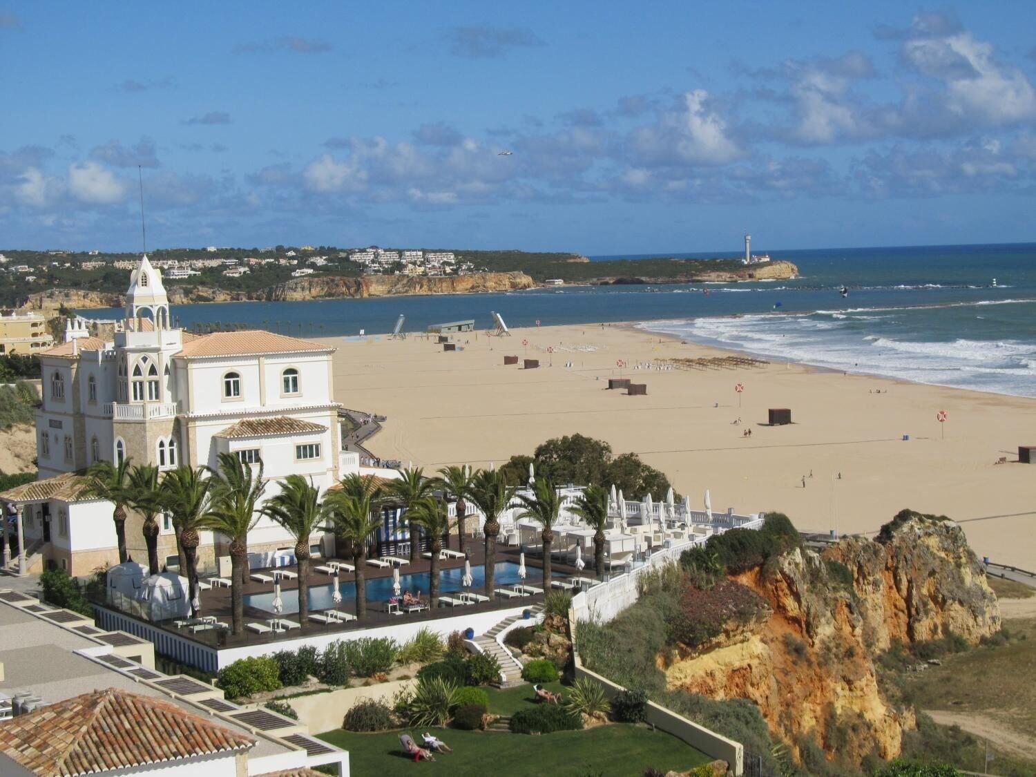 Playa Hotel Avenida Praia