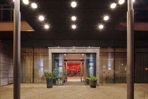 Alojamiento - Adina Apartment Hotel Frankfurt Neue Oper