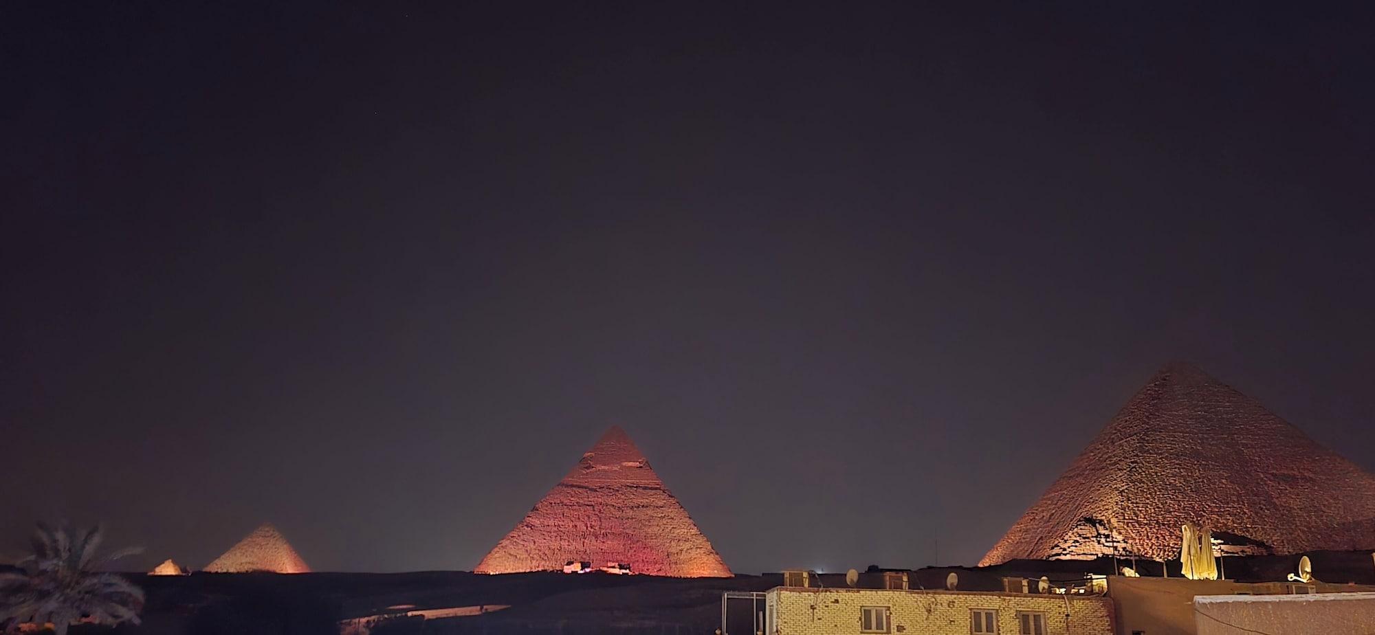 Restaurant The Heaven Pyramids