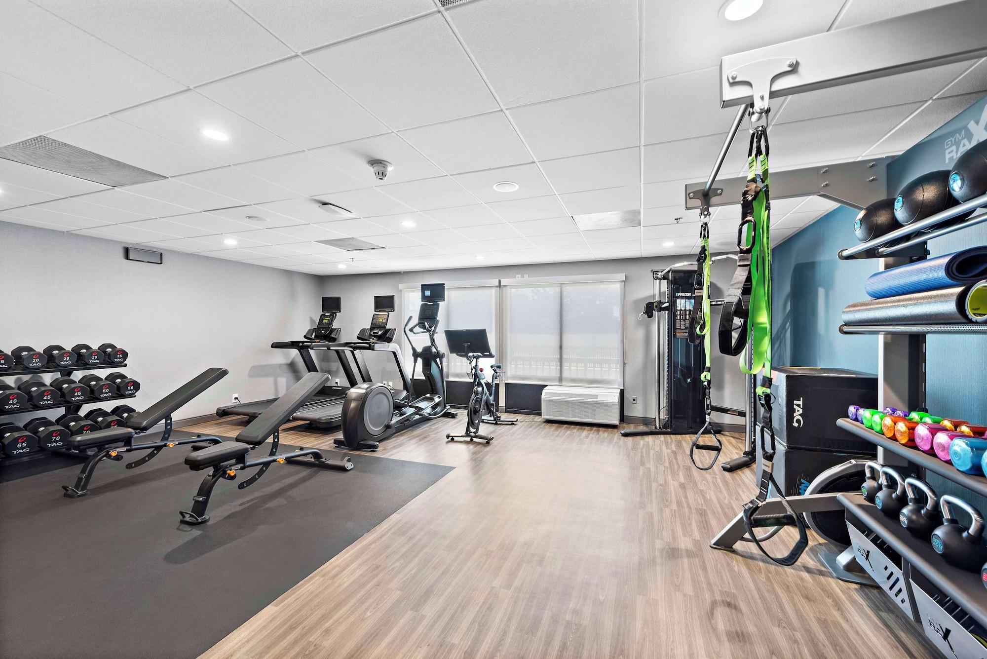 Gimnasio Hampton Inn by Hilton Los Angeles Airport