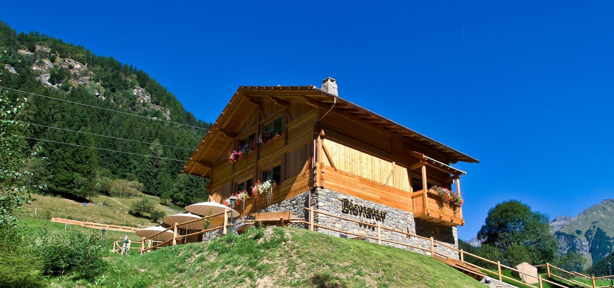 Vista Exterior Chalet Alpenrose Bio Wellness Naturhotel