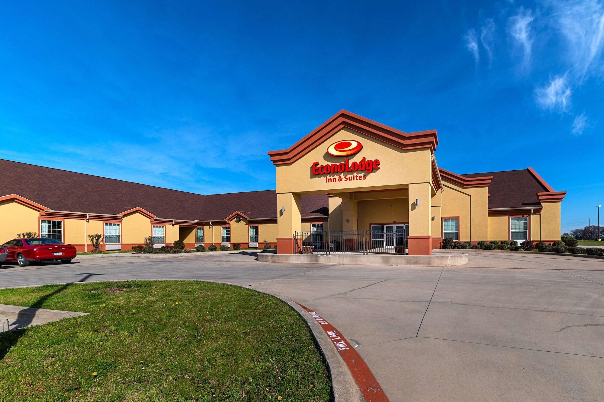 Vista Exterior Econo Lodge Inn & Suites Bridgeport