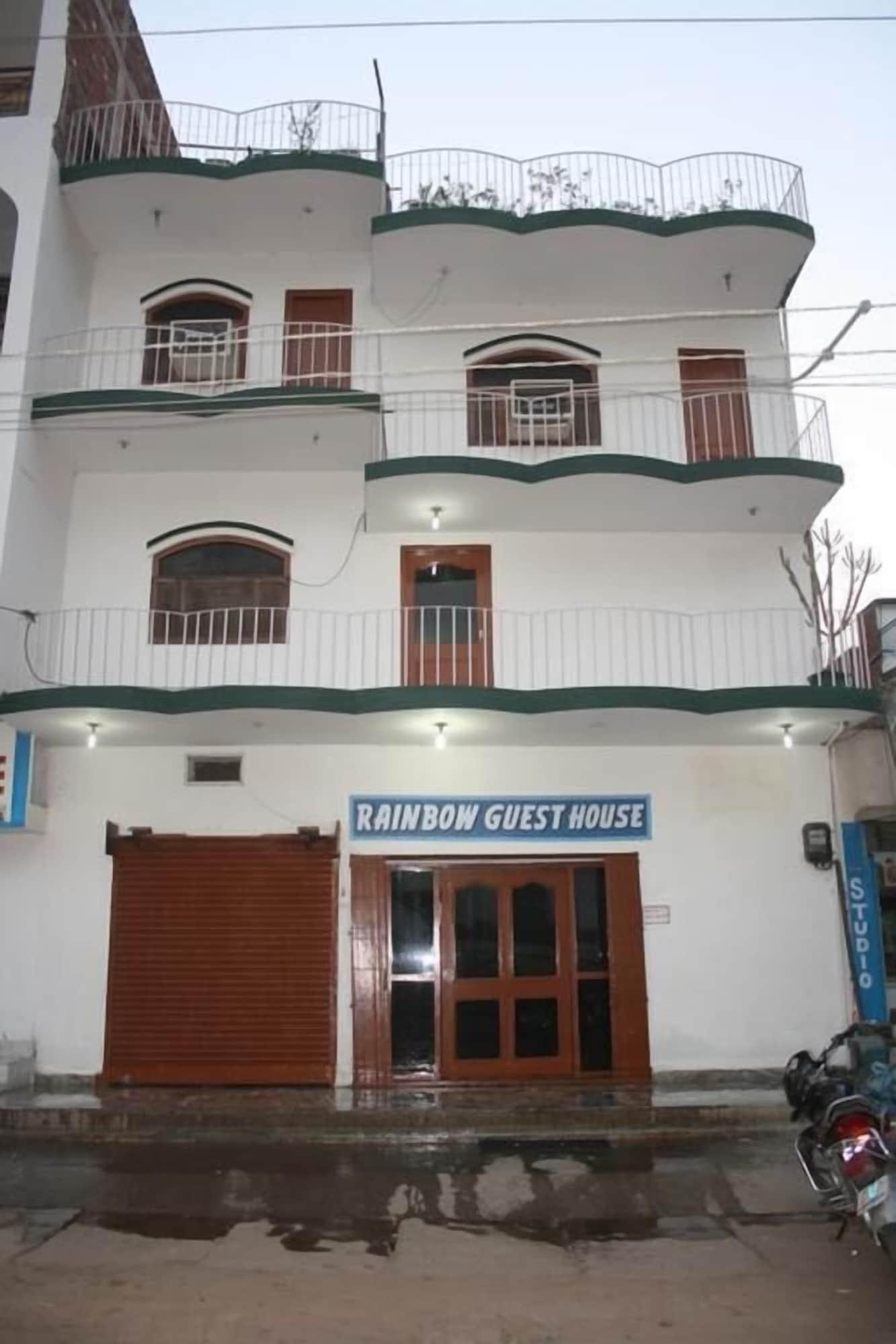 Varios Rainbow Guest House