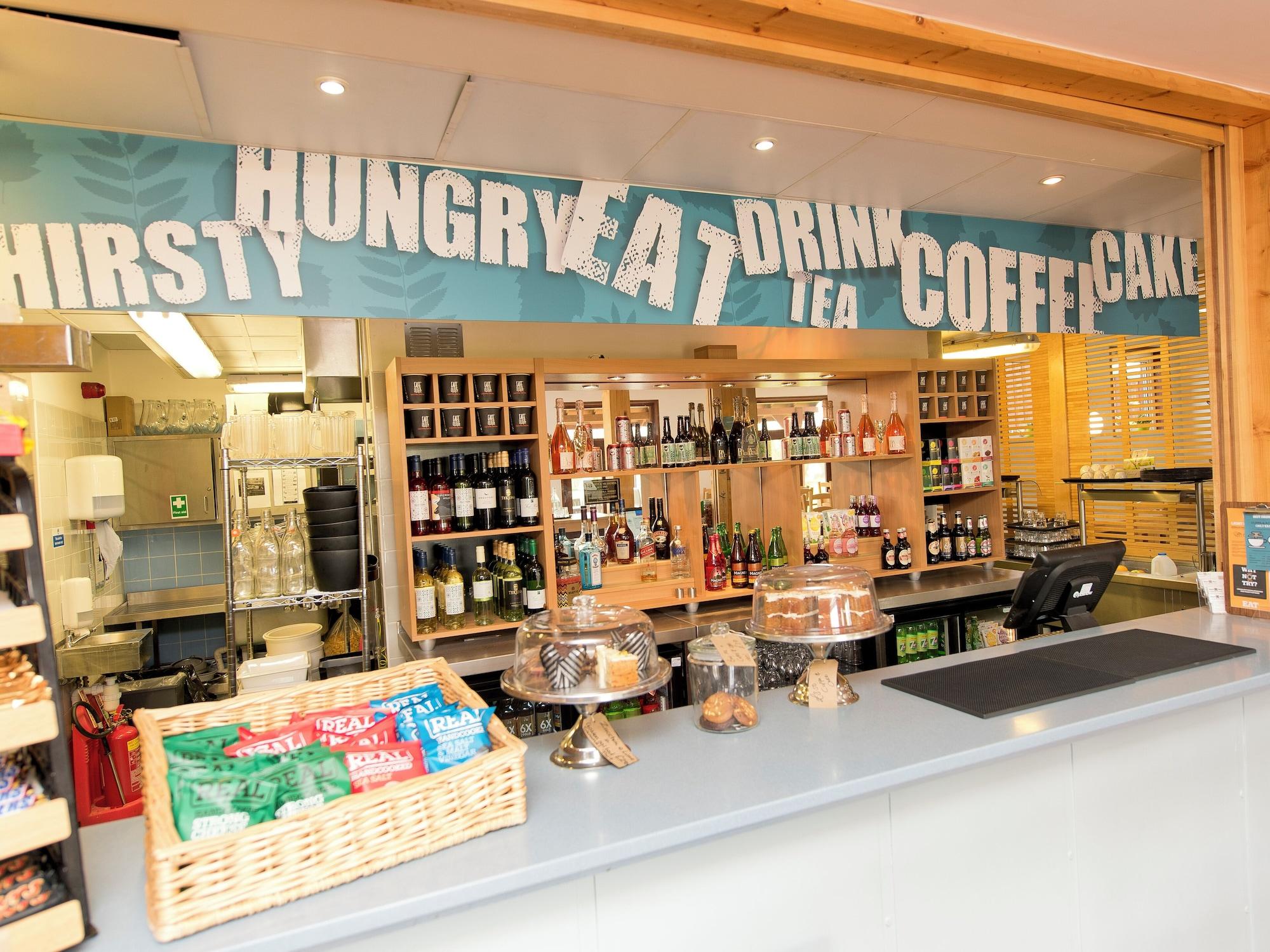 Vista Lobby YHA National Forest - Hostel