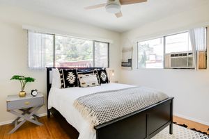 Alquiler Vacacional - Hollywood Sign Selfie Perfection with Views and Parking Pet Friendly