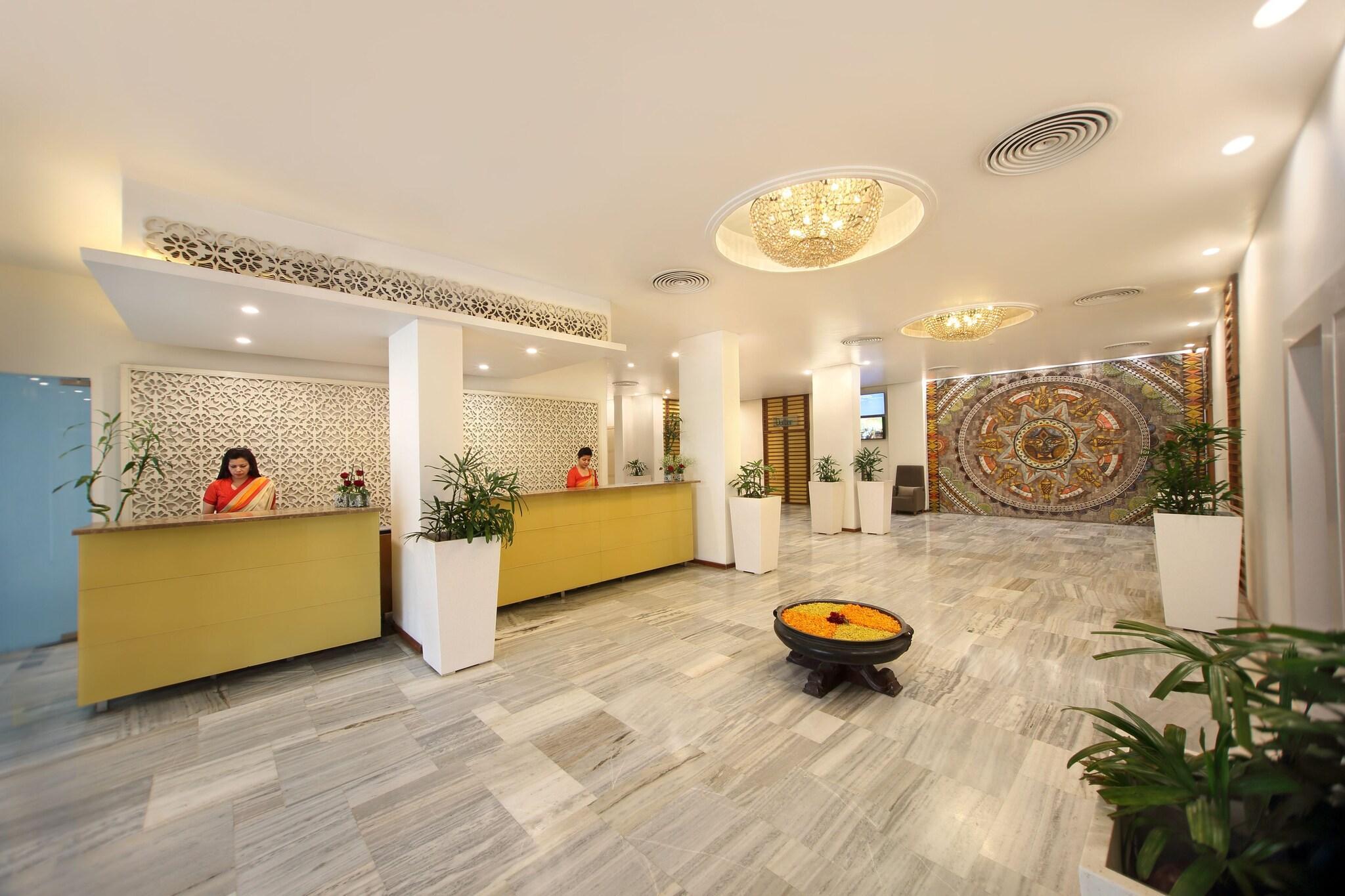 Vista Lobby Hotel Maurya