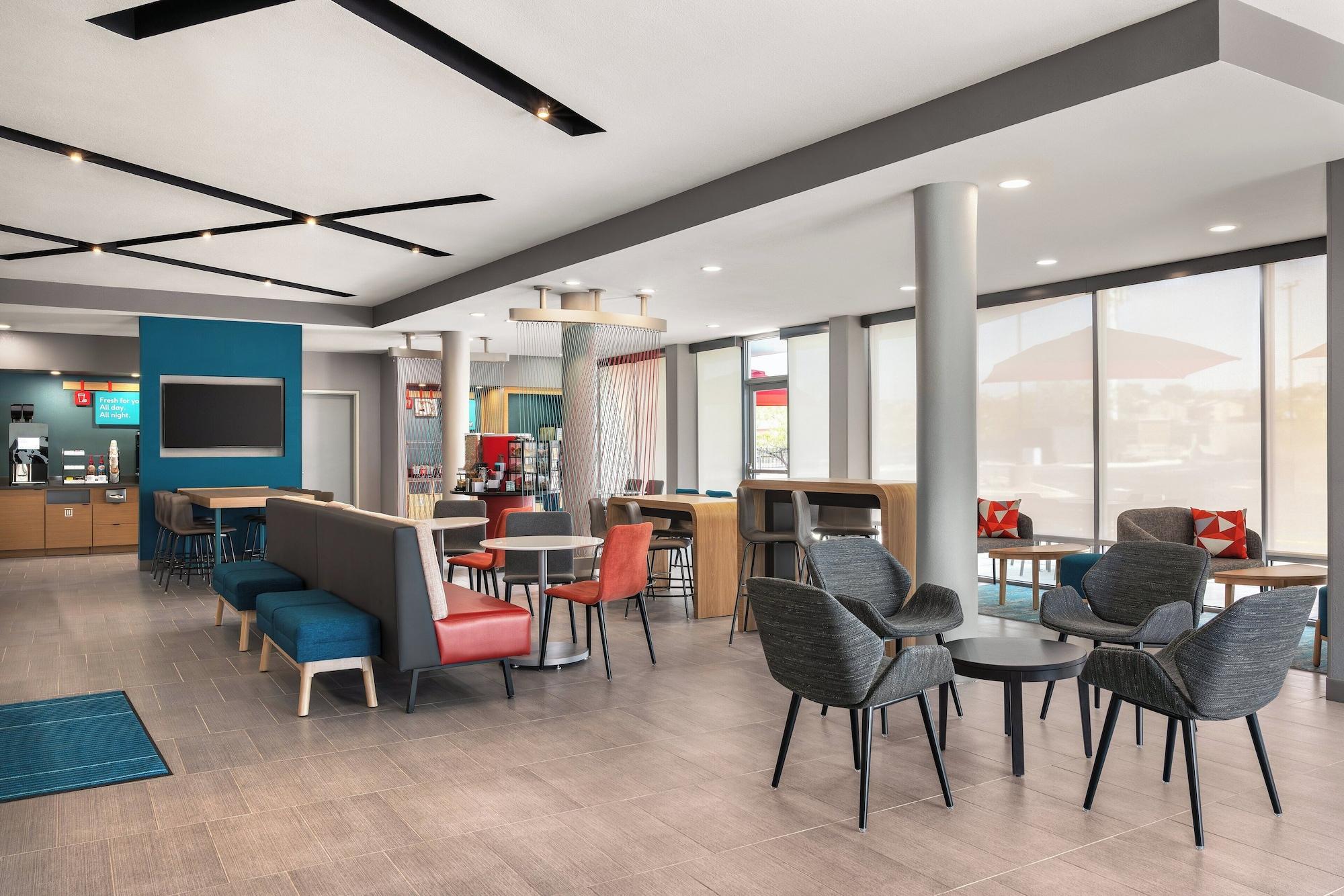 Restaurant avid hotel El Paso East by IHG