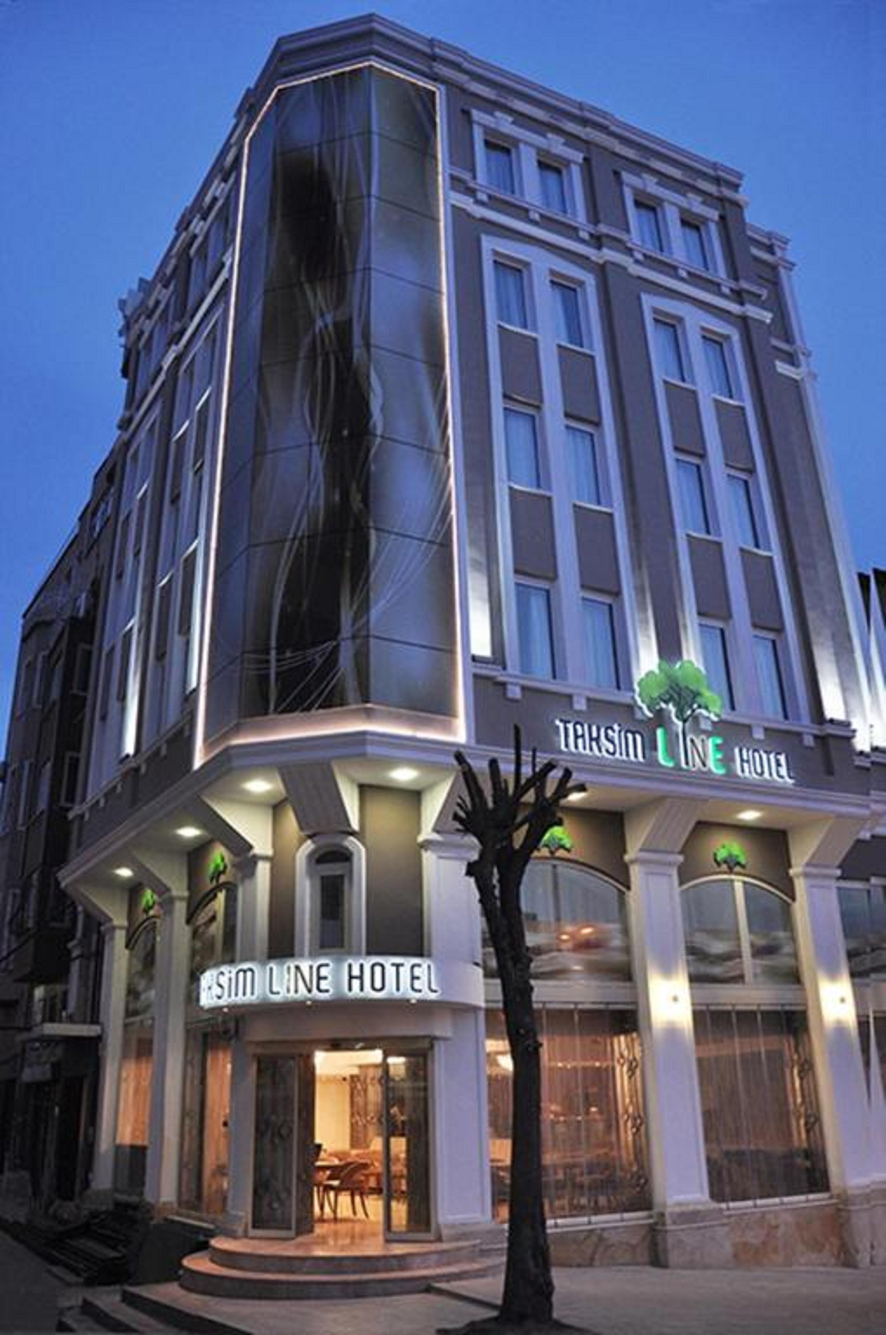 Vista da fachada Taksim Line Hotel
