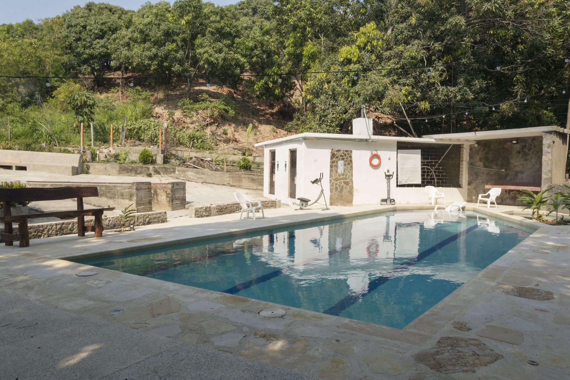 Vista Piscina Toppos