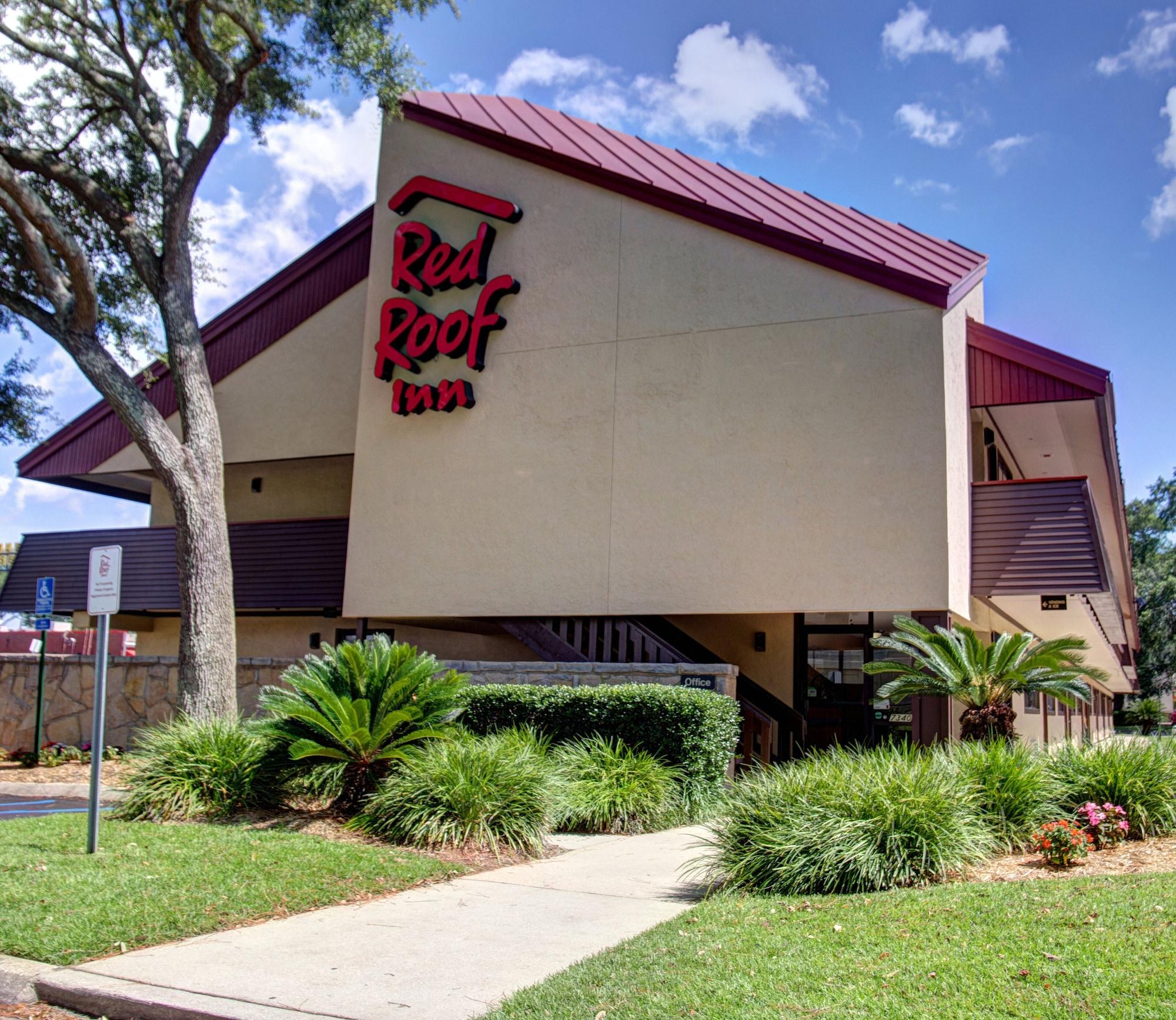 Vista Exterior Red Roof Inn Pensacola – I-10 at Davis Highway