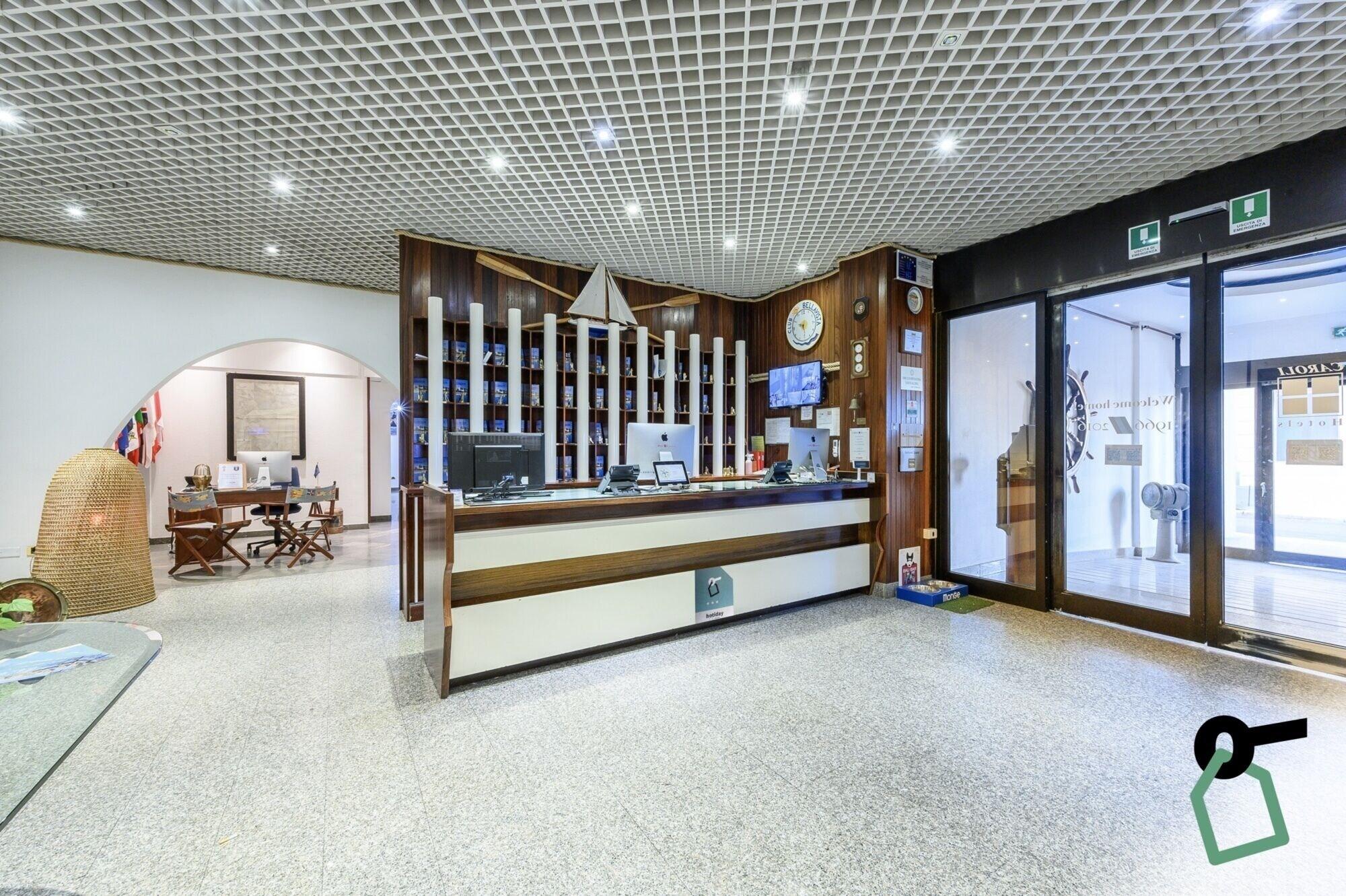 Vista Lobby HOTIDAY Room Collection - Gallipoli Porto