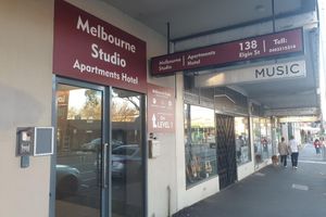 Alojamiento - Melbourne Studio Apartments Hotel @ 138 Elgin Carlton