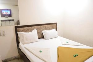 Alojamiento - Hotel Achal Palace Lodging and Boarding