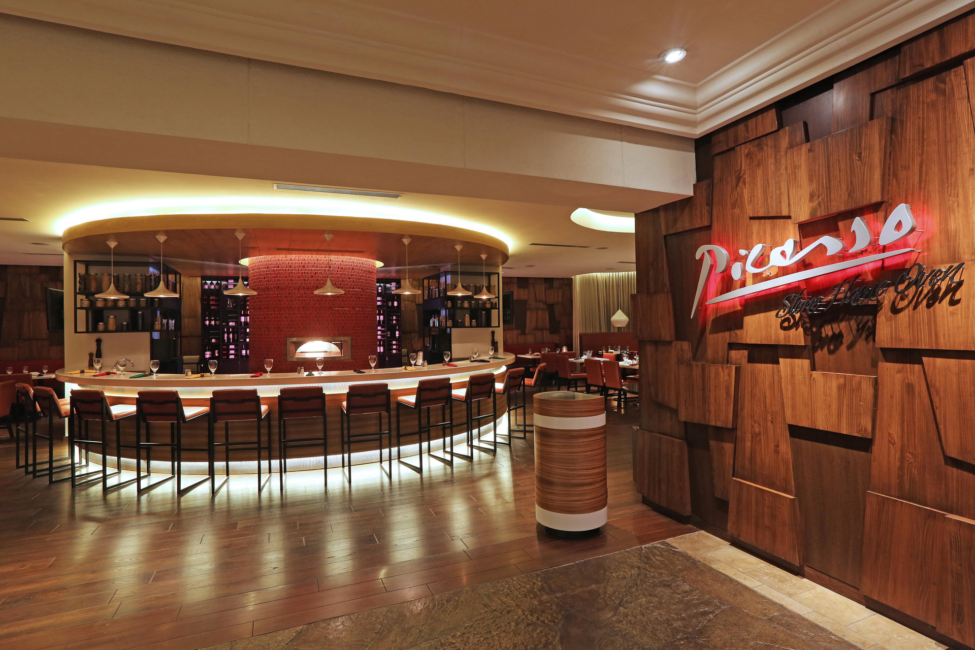 Restaurant Real InterContinental San Salvador at Metrocentro Mall by IHG