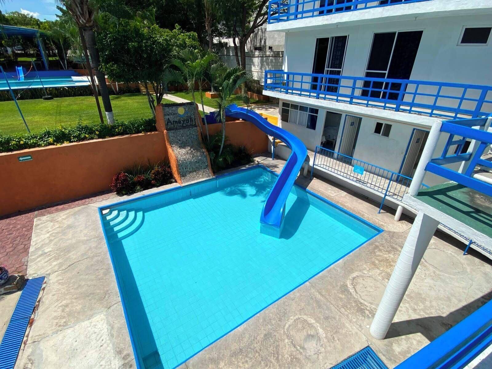 Vista Piscina Hotel Ameyali Tequesquitengo