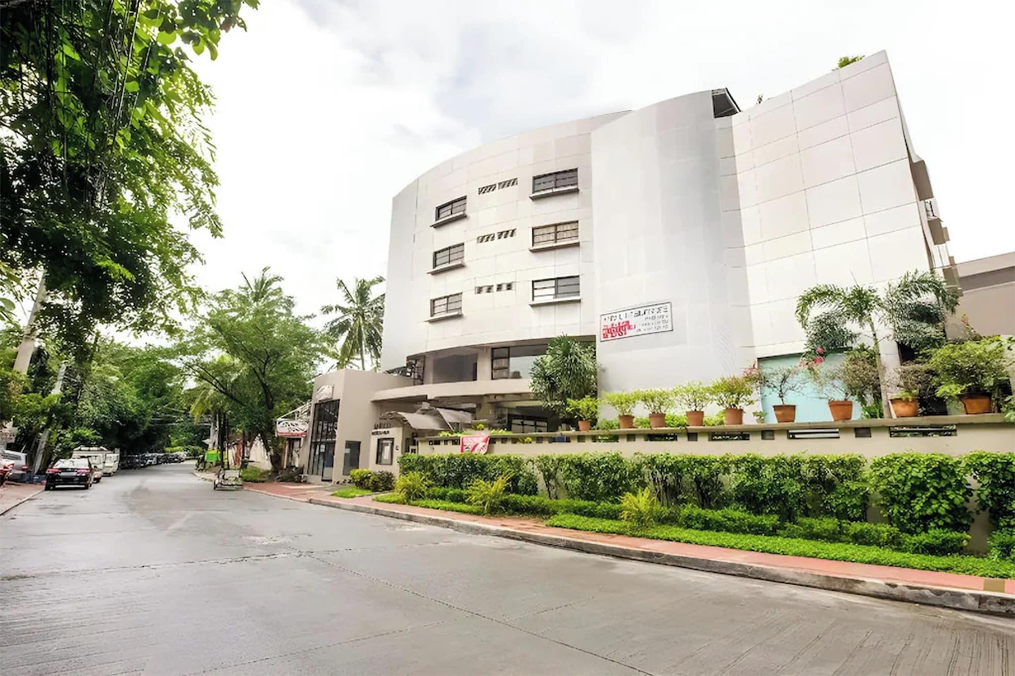 Varios Anglo Residences near SM Mezza
