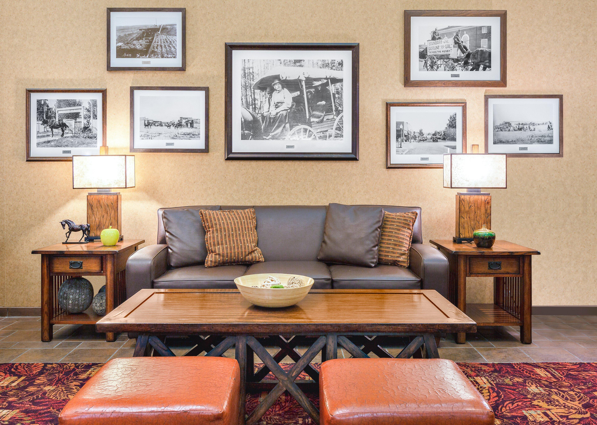 Vista Lobby Holiday Inn Express & Suites Gillette by IHG