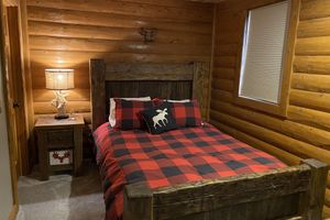 Alquiler Vacacional - Cozy 4 BDR Log Cabin at Boyne Mountain