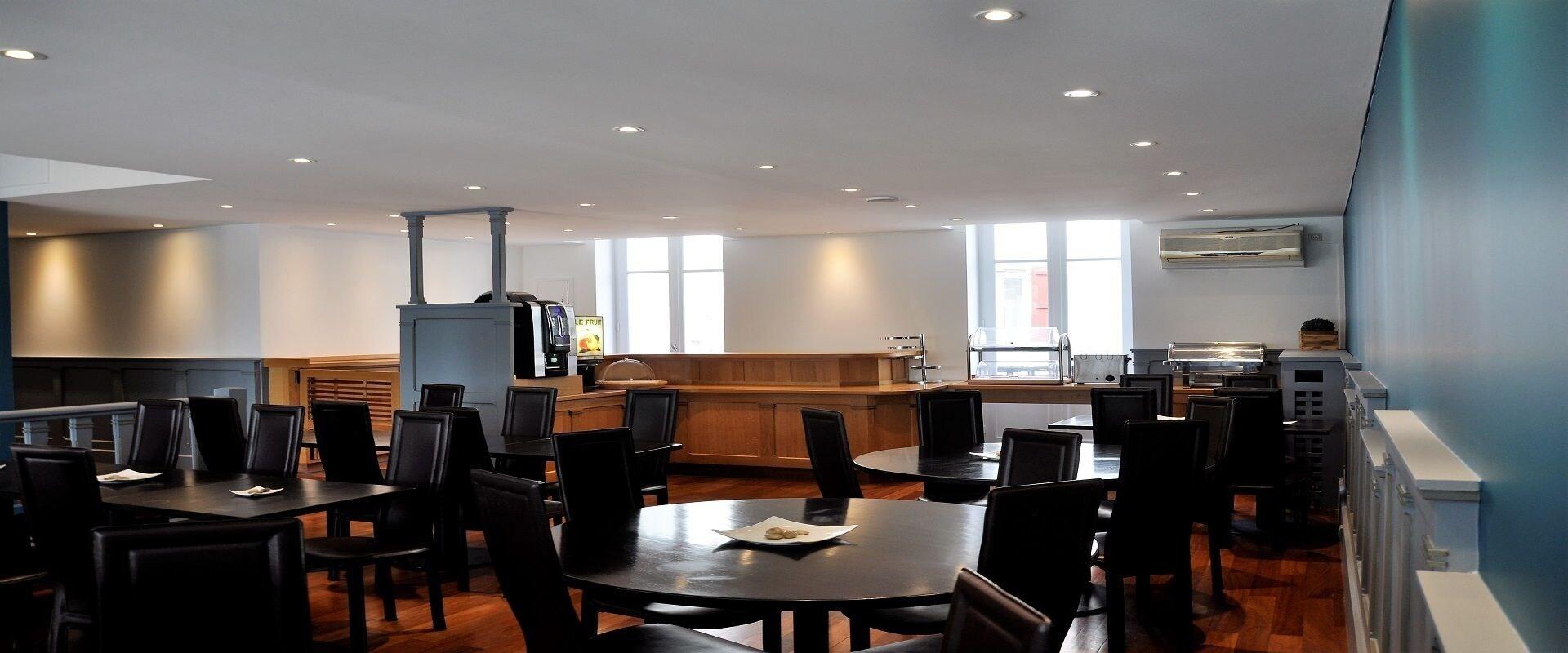 Bar/Salón Hotel Colbert