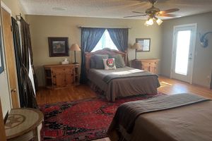 Alquiler Vacacional - Beautiful Home on Ranch Land