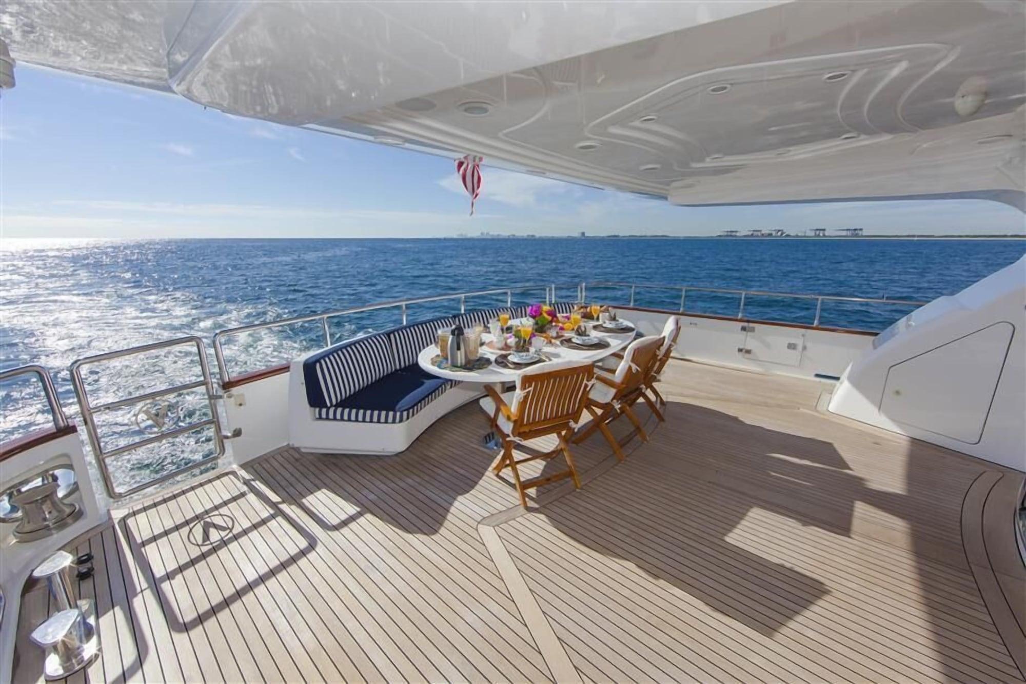 Variados (as) Troca One