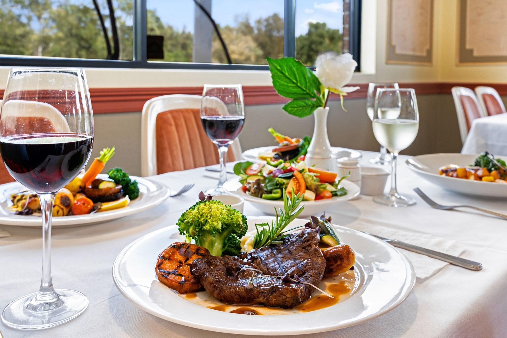 Restaurant WM Hotel Bankstown