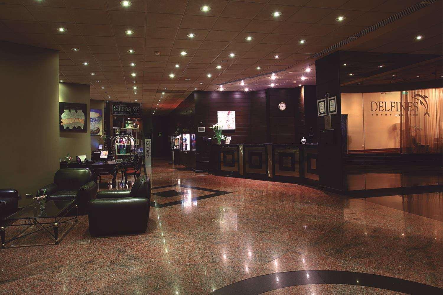Vista Lobby Delfines Hotel & Convention Center
