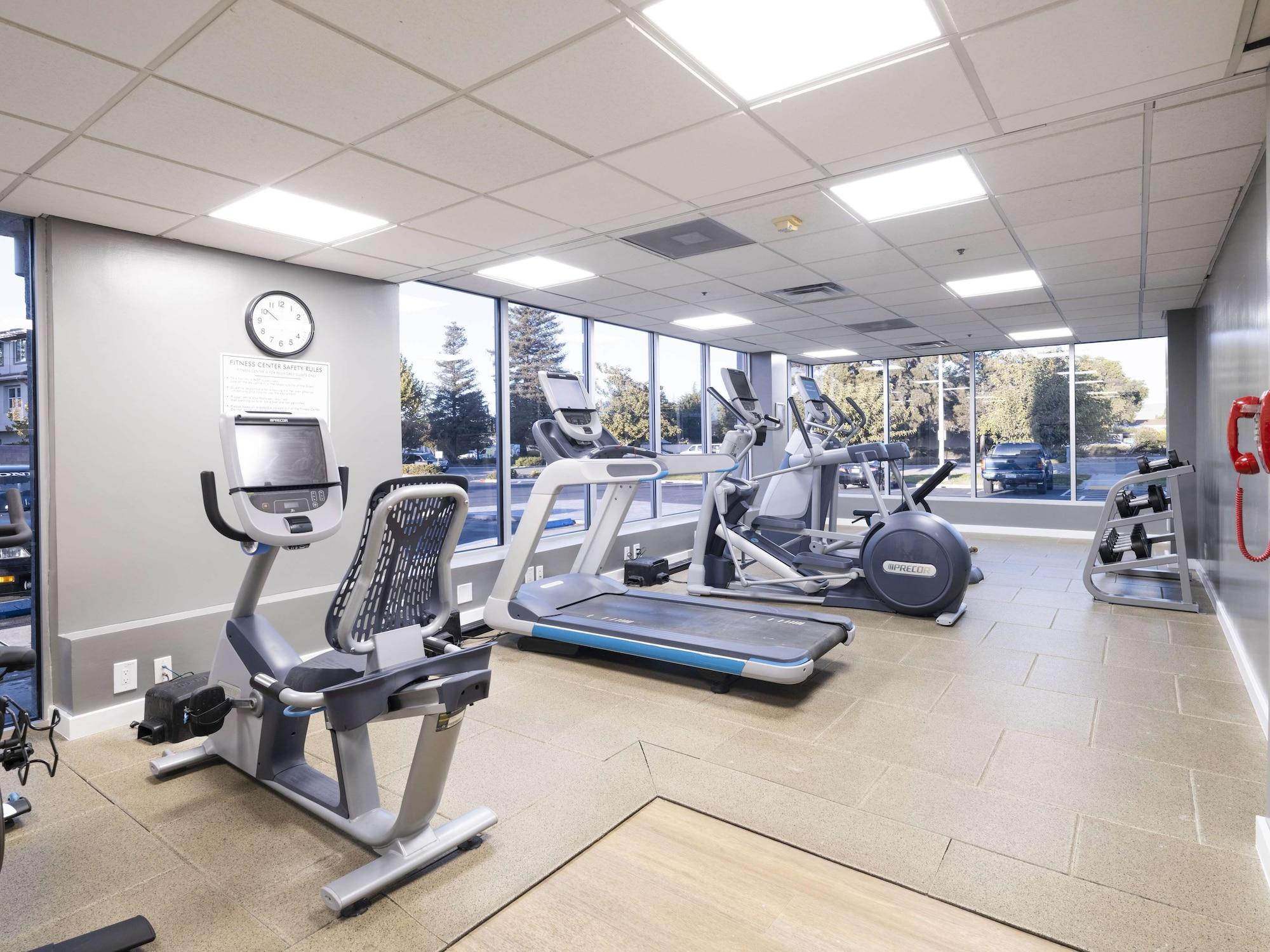 Gimnasio DoubleTree by Hilton Livermore, CA