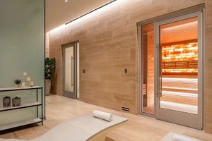 Alojamiento - The Sapphire Nest' Luxury Condo Walk to Beach & Pier Rooftop Pool, Gym Parking