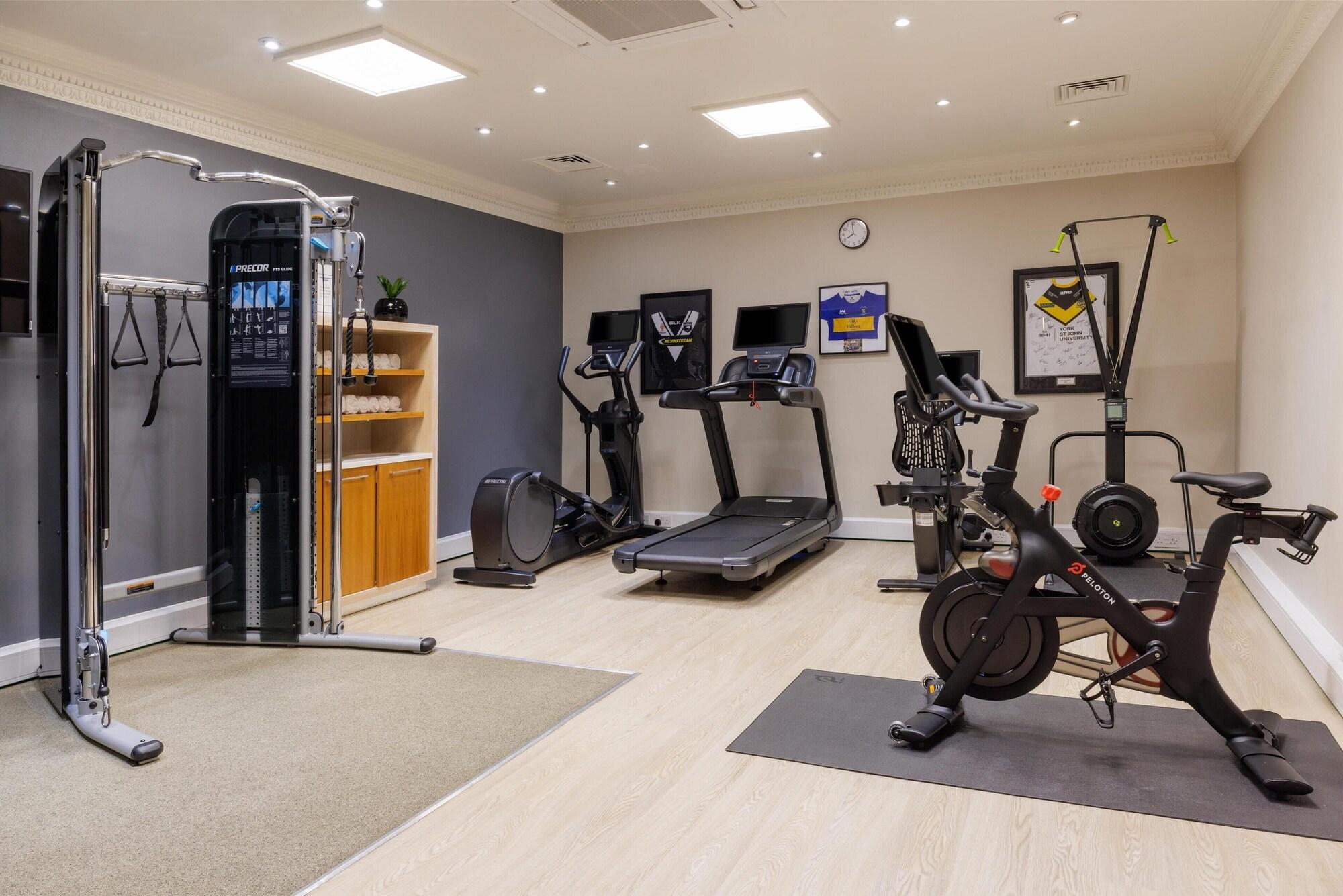 Gimnasio Hilton York